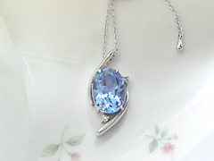 ブルートパーズのペンダントafter