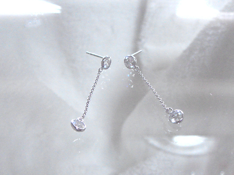 ２ストーンダイヤモンドピアスafter