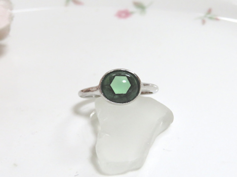 トラピッチェエメラルドリングafter