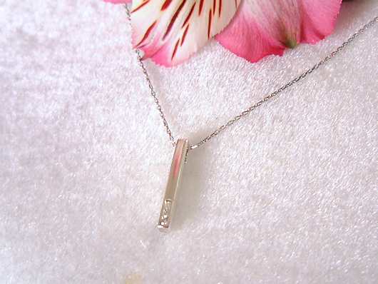 ダイヤモンドプチペンダント