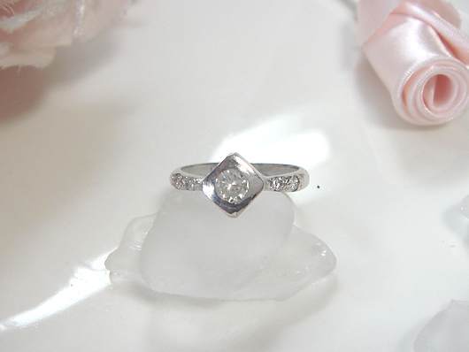 ダイヤモンドのリング