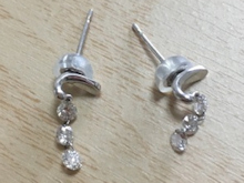 ダイヤモンド３ストーンピアスbefore