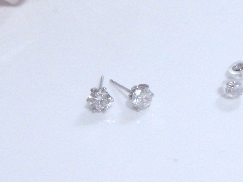 ダイヤモンドピアスafter