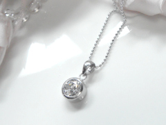 キュービックジルコニアのペンダントafter