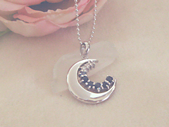 お月さまペンダントafter