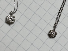 ダイヤモンド２ストーンペンダントbefore