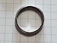 メレダイヤ留めリングbefore