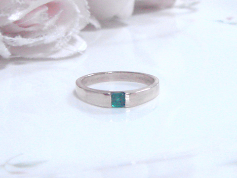 エメラルドの指輪after