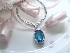 ブルートパーズのペンダントafter