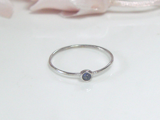 ４．細リング サファイアサムネイル