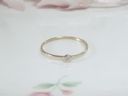 ３．細リング アクアマリンサムネイル